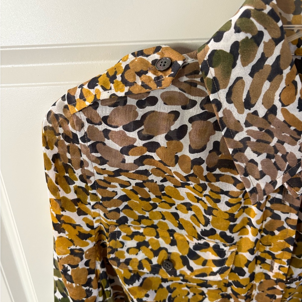 Animal Print Button-Up silk - Picture 3 of 5